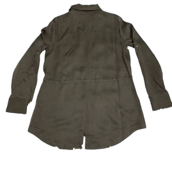 Kelly by Clinton &Kelly Oversized Anorak Jacket.
(Size XS) - Picture 4 of 6